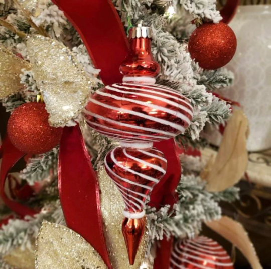 10" Red & White Finial Swirl Ornament