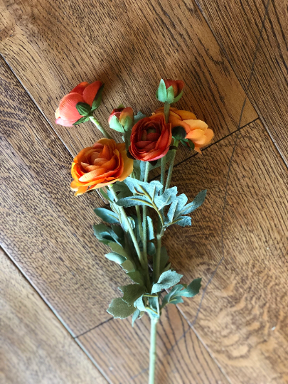 26" Artificial Orange Ranunculus Stem with 6 Blooms