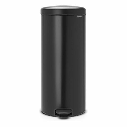trash can 40 Liters black front view