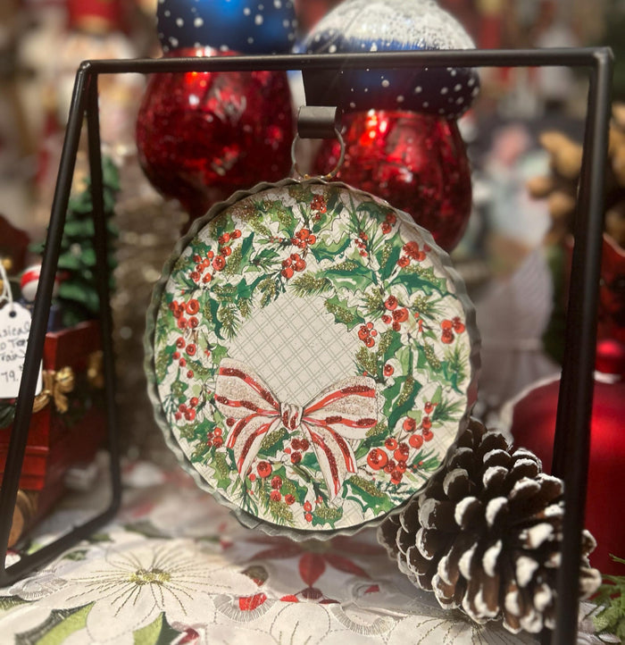 (5) Choices Christmas Mini Charms: Snowman, Nutcracker, Wreath, Joy Wreath, Gift Package