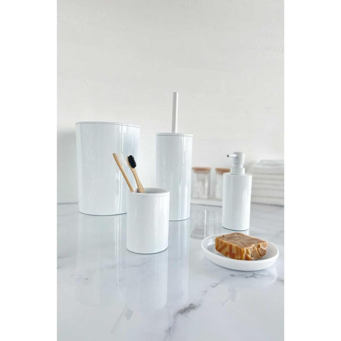Bathroom Accessories Set 5-Piece Plastic Primanova close-up detail