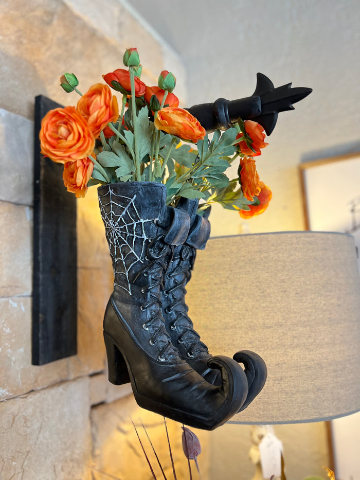 Black Witch Boots Arrow Replacement