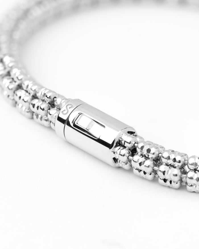 Chiusura bracciale Infinity Round in argento rodiato
