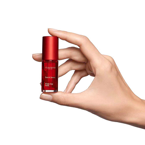 Clarins Lip Comfort Oil 02 detail 5