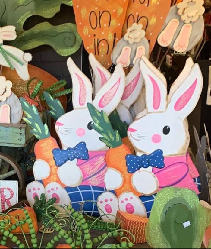 Dapper Small Bunny Metal Stake