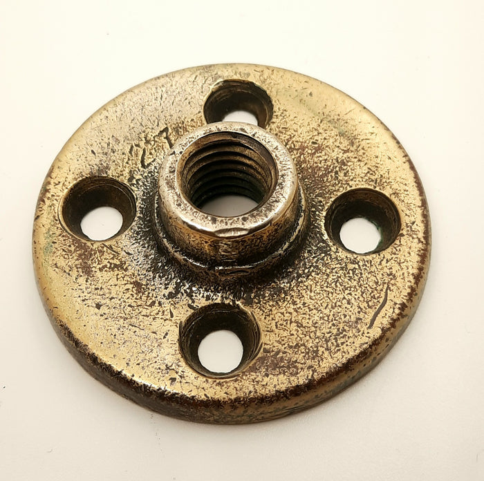 Flange pipe mount