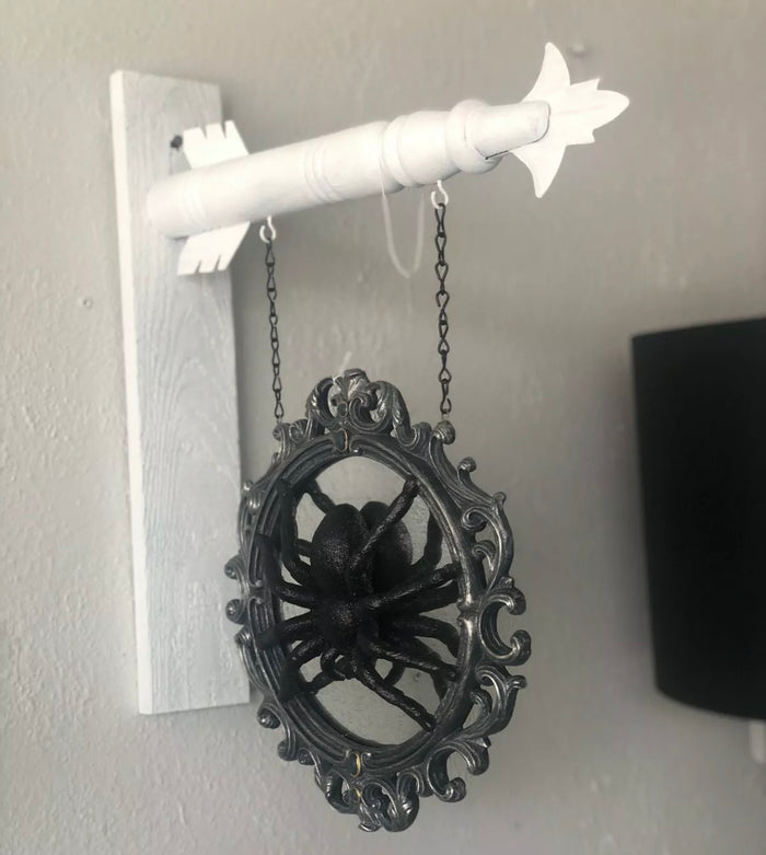 Gothic Spider Victorian Style Frame Arrow Replacement Mirrored Spider Double Sided Spooky Hanging Sign