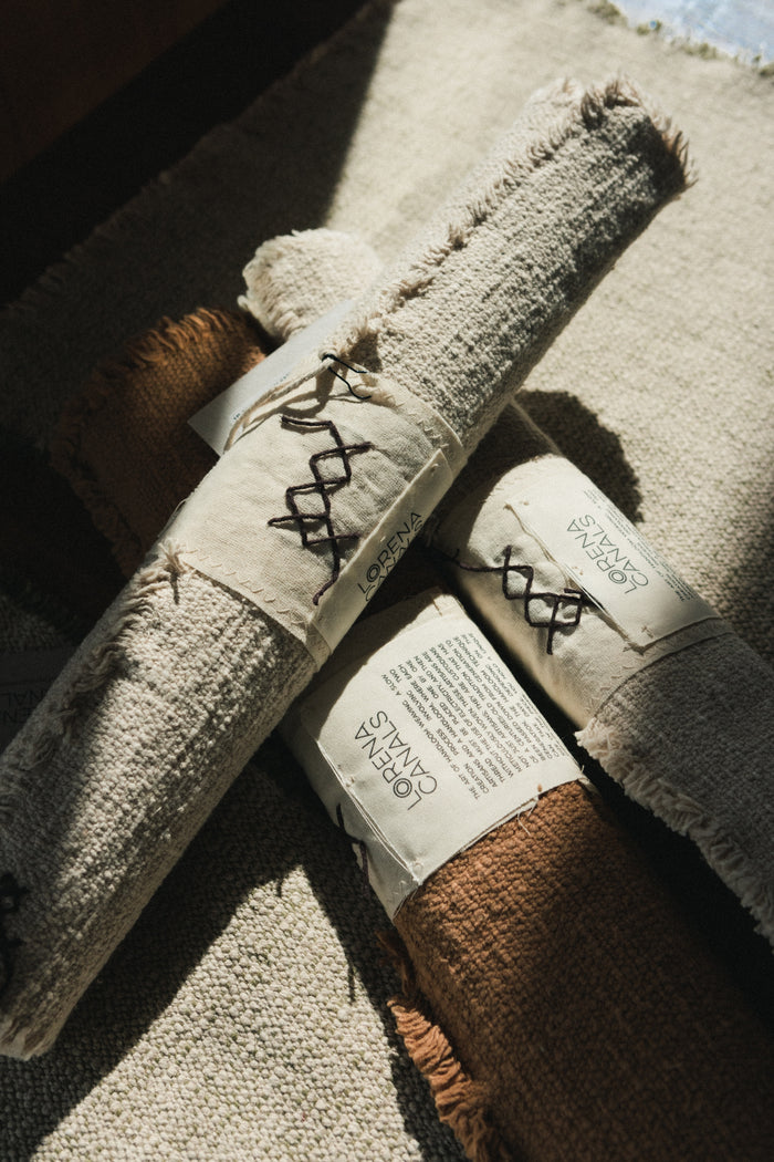 Handloom Placemat Dark Grey, Set of 4 - Rugs by Roo