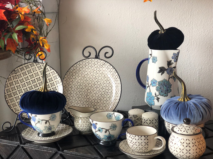 Black & White Tea Cup and Saucer