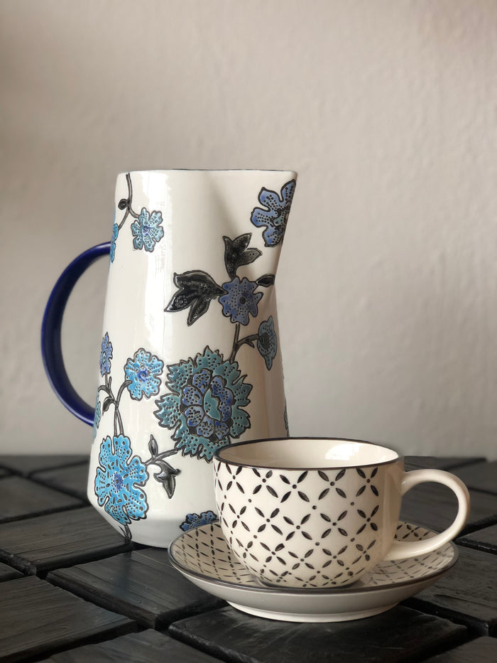 Black & White Tea Cup and Saucer