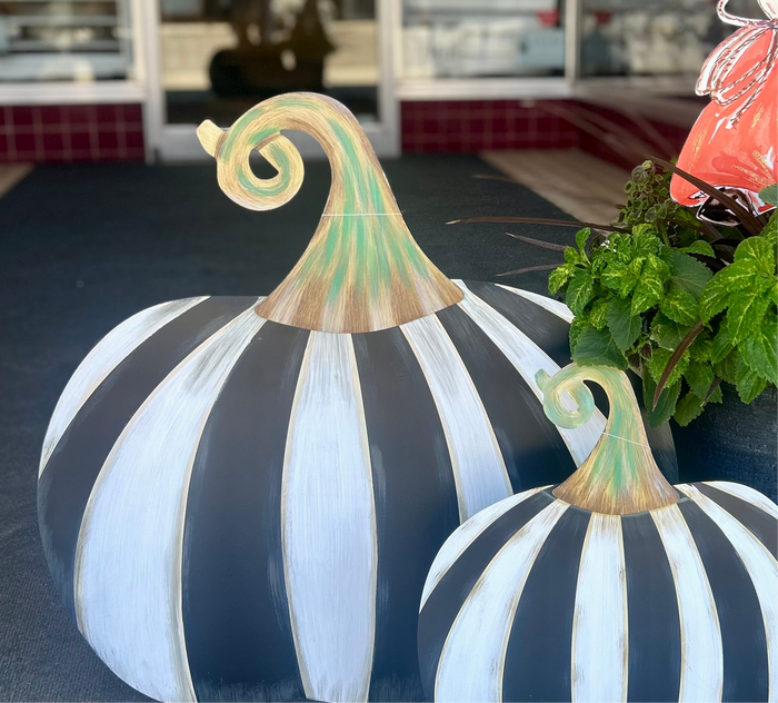 Large Short Black & White Striped Pumpkin Stake
