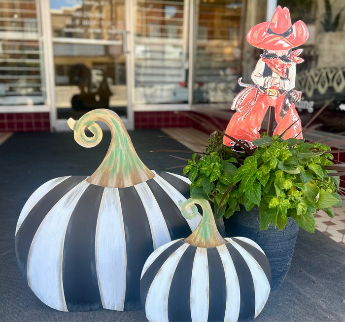 Large Short Black & White Striped Pumpkin Stake