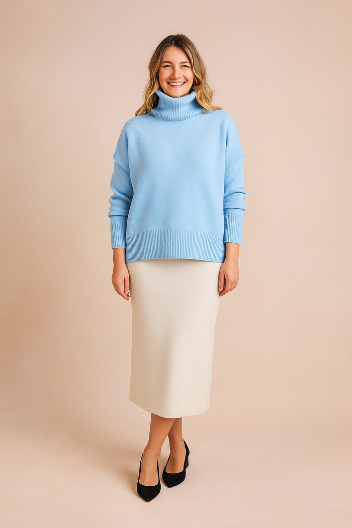 Lena | Short-sleeved sweater with a wide turtleneck