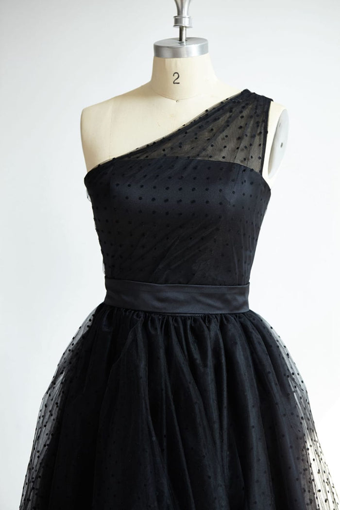 One Shoulder Black Polk Dot Tulle Short Tea Length Prom