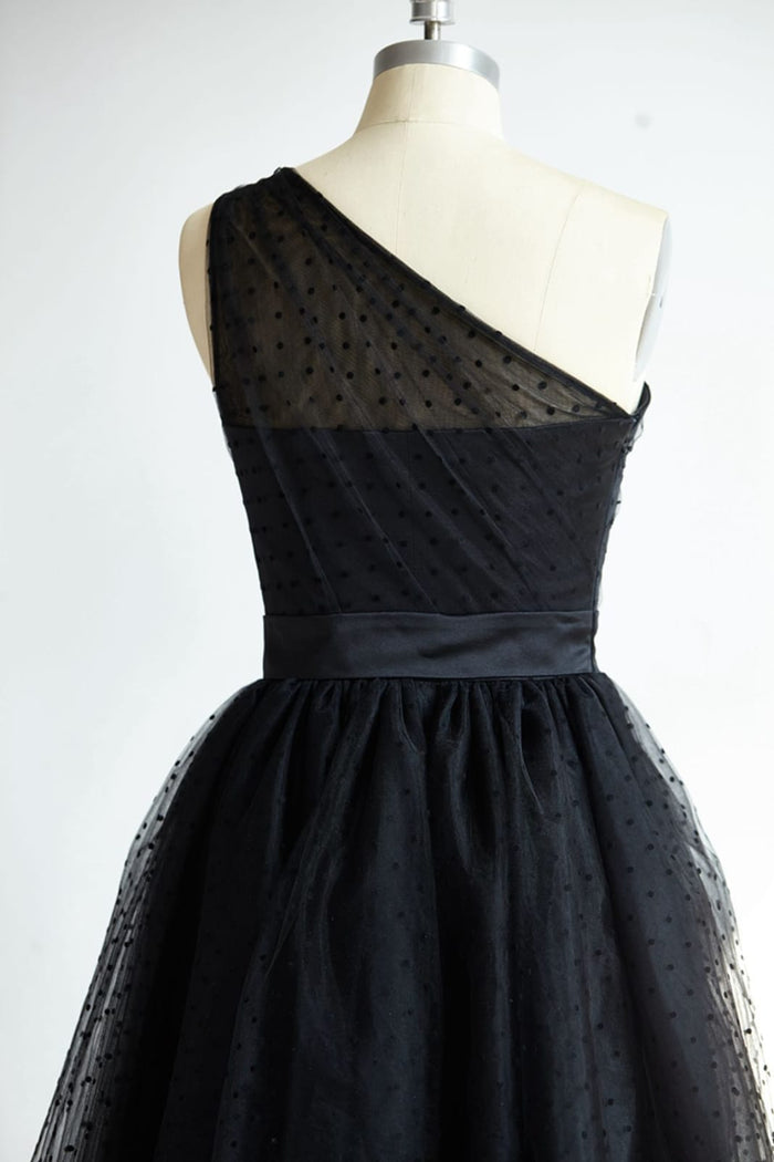 One Shoulder Black Polk Dot Tulle Short Tea Length Prom