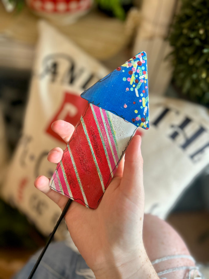 Set of 2 Sparkling Rockets Metal with stakes Stars & Stripes