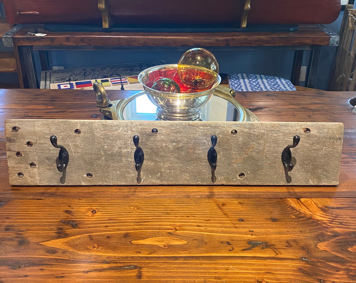 Trumpy Wood Rack