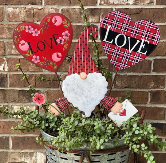 Valentines Day: Floral and Plaid Love Hearts Set of 2 Metal Stakes