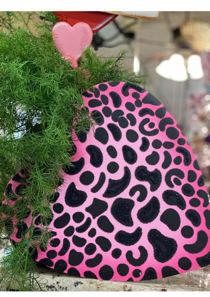 Valentine's Day: Set of 2 Pink and Black Leopard Hearts Metal with stakes