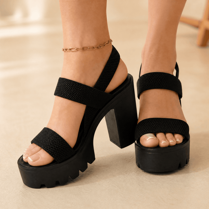 With supporting strap / 5