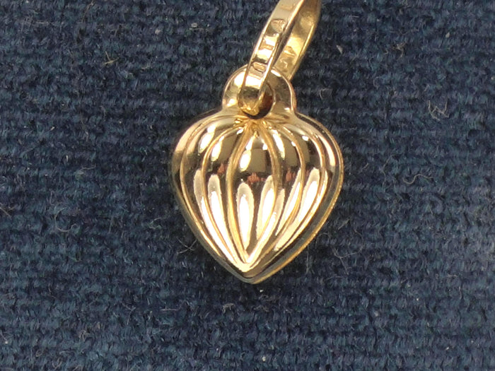 Vintage 14k Small Gold Puffy Heart Pendant or Charm
