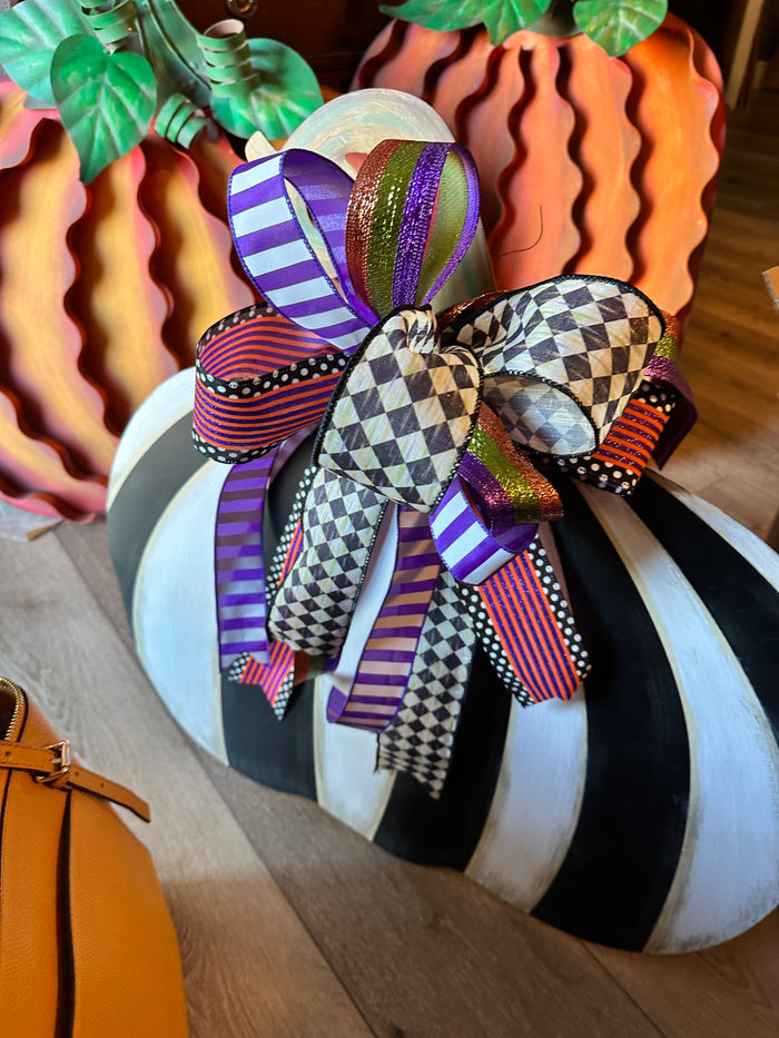 Whimsical Halloween Bow